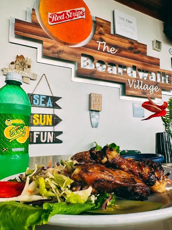 נגריל The Boardwalk Village מלון